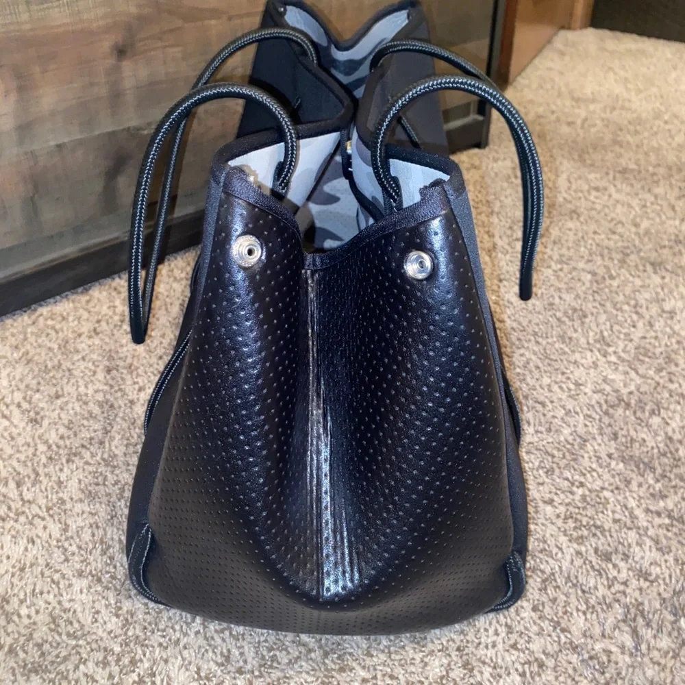 Haute Shore Greyson Rogue Neoprene Tote Bag with matching mini bag - Picture 4 of 8